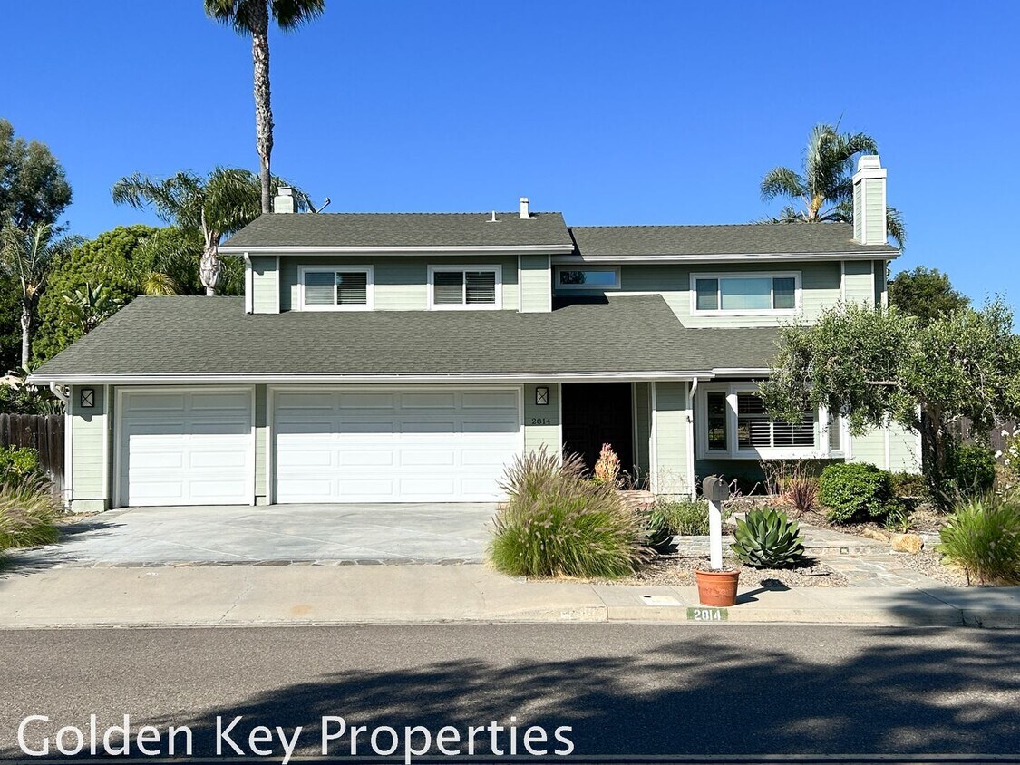 Foto principal - Welcome to this stunning 4-bedroom, 2.5-ba...