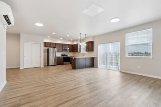 Building Photo - Millworx