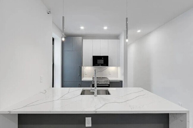 Foto del edificio - 19 Wyckoff St