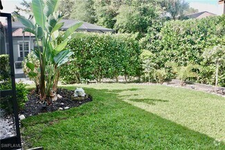 Building Photo - 16192 Parque Ln