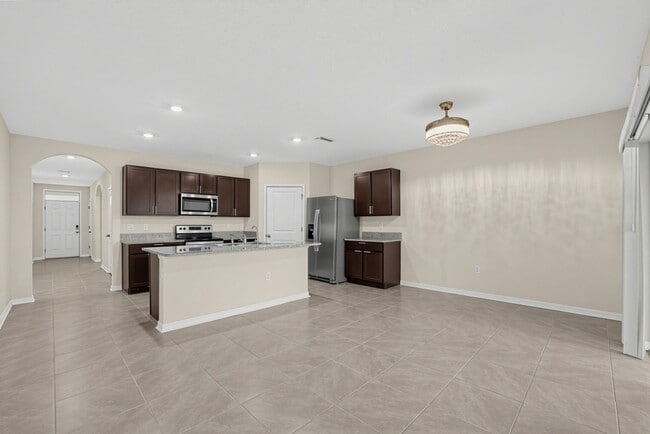 Building Photo - 34311 Jasper Stone Dr