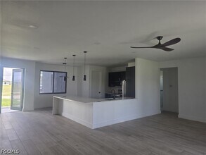 Building Photo - 1220 Chiquita Blvd N