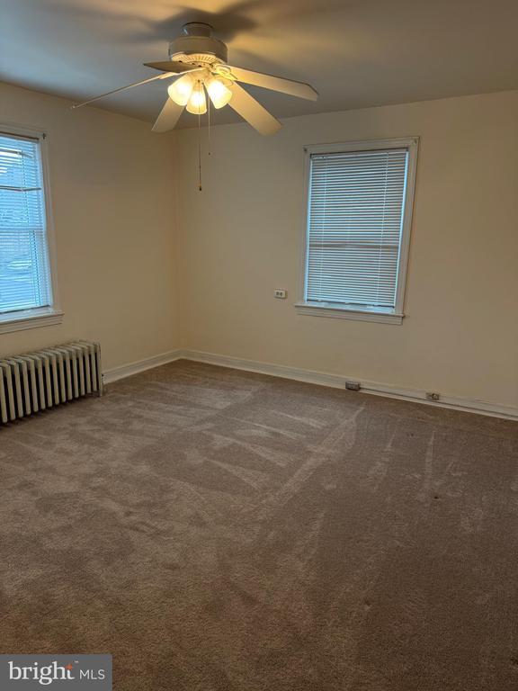 Foto del edificio - 2211 32nd Pl SE