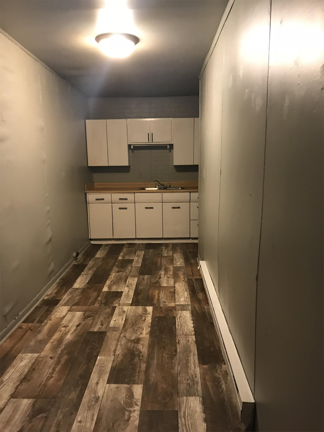Foto principal - 120 S Broadway St