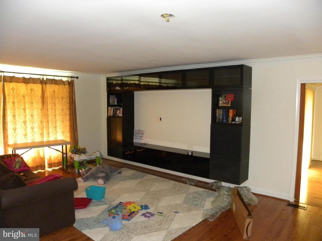 Foto principal - 2231 Richelieu Dr