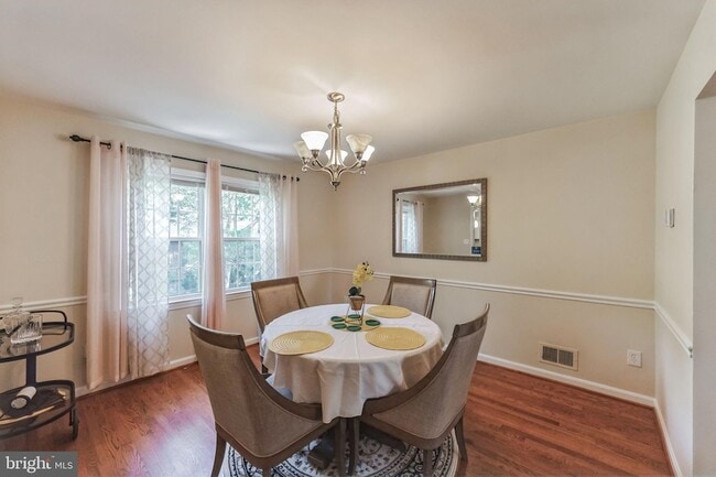 Building Photo - 4600 Linmar Court