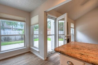 Building Photo - 15 White Bark Pl