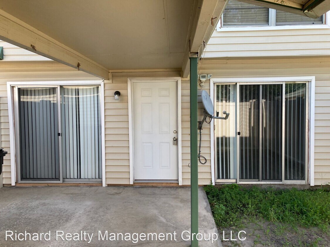 Primary Photo - 2 br, 1.5 bath House - 1719 S. Oxalis Avenue