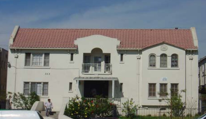 Foto principal - 313 S Rampart Blvd