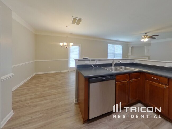 Foto del edificio - 7023 Winding Cedar Tr