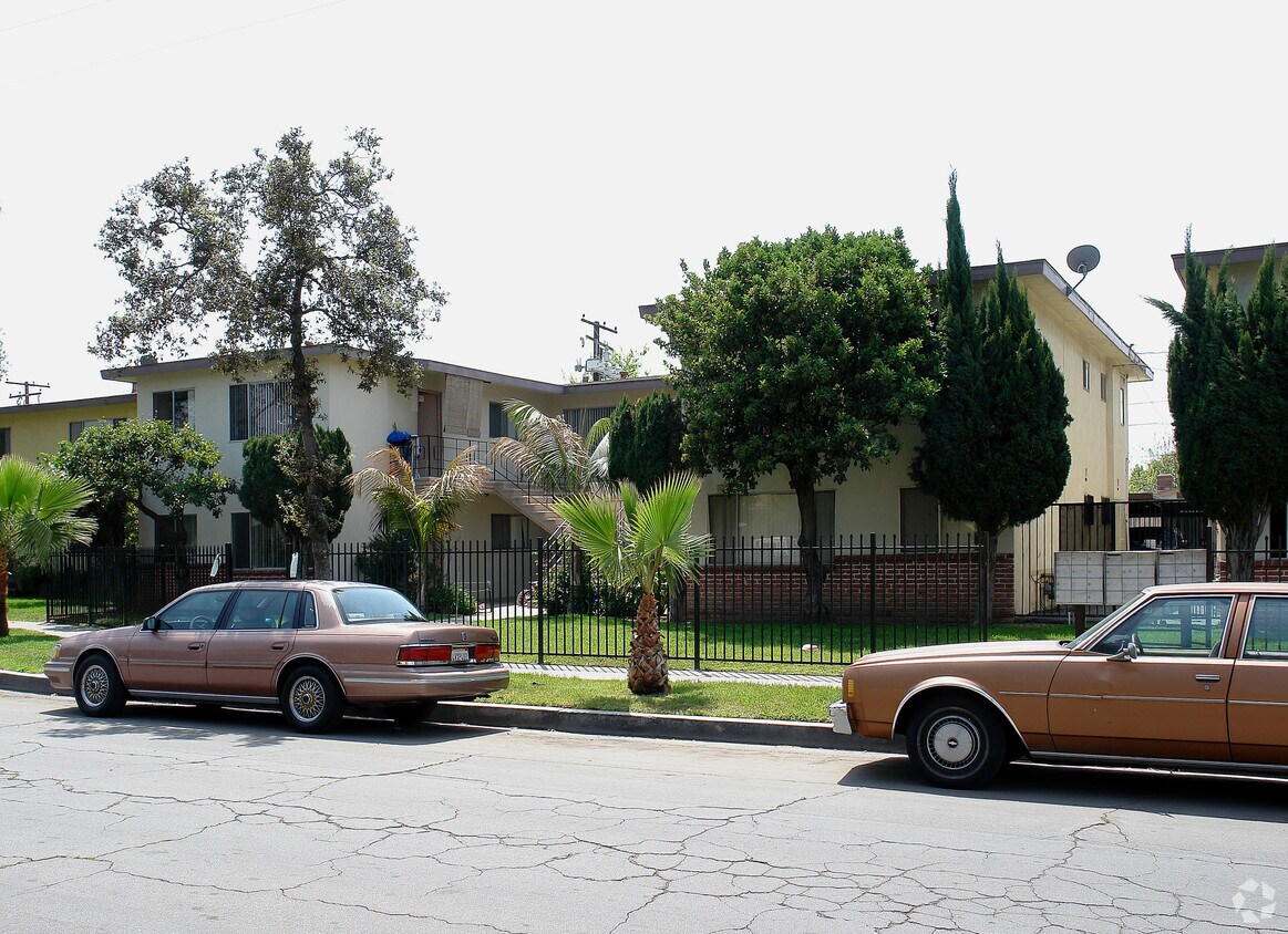 Foto del edificio - 1418 W Dahl Ln