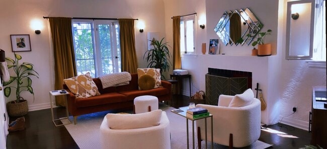 living room - 6360 Orange St