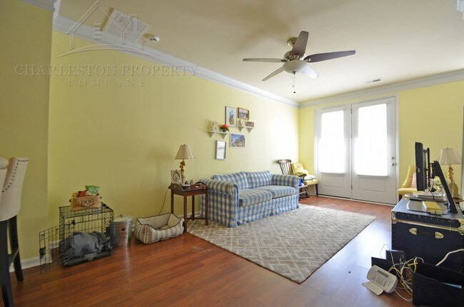 Foto del edificio - 1444 Roustabout Way