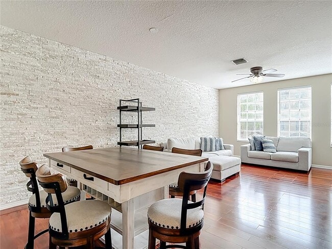 Foto del edificio - 3133 Bayshore Oaks Dr