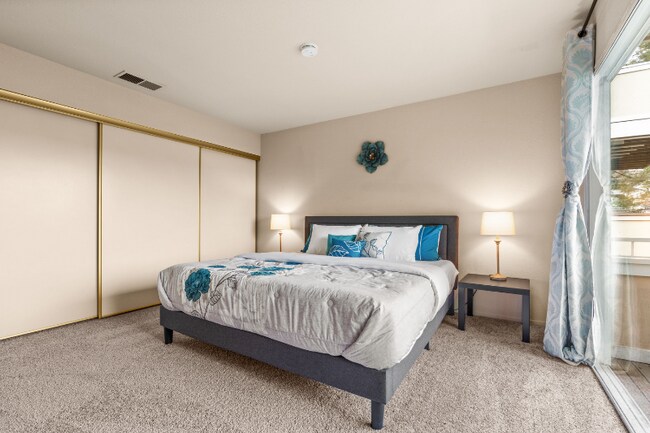 Foto del edificio - 5163 Muirfield Ln
