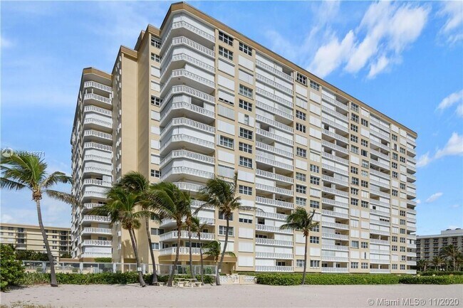 Building Photo - 1012 N Ocean Blvd
