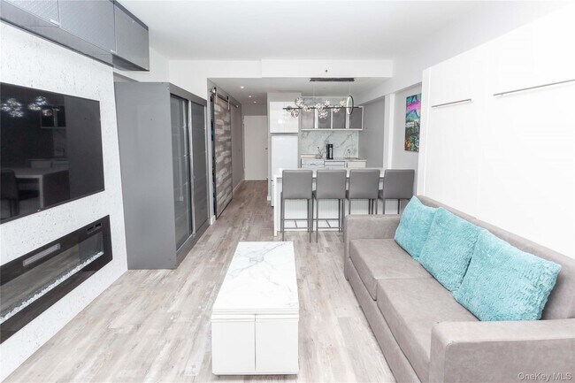 Foto del edificio - 250 Shore Rd