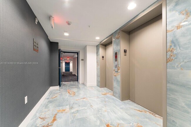 Foto del edificio - 1850 Monroe Street Unit 210