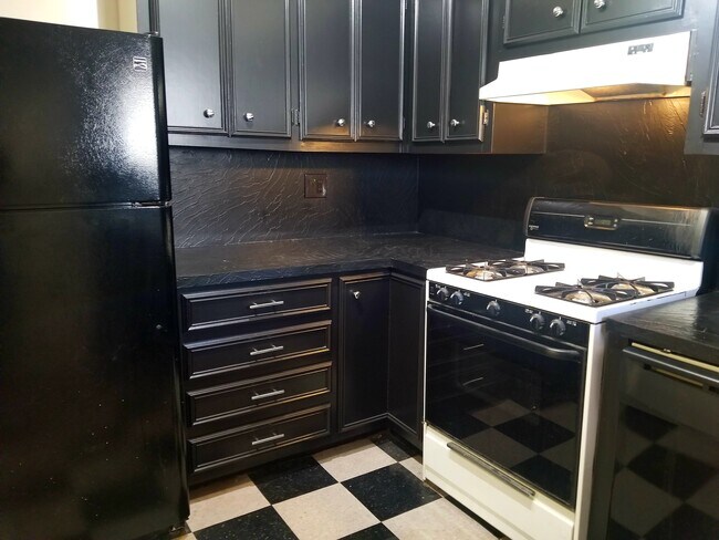 Cocina - 1806 Banks St