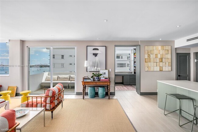 Foto del edificio - 2 br, 2 bath Condo - 20 Island Ave Apt 718