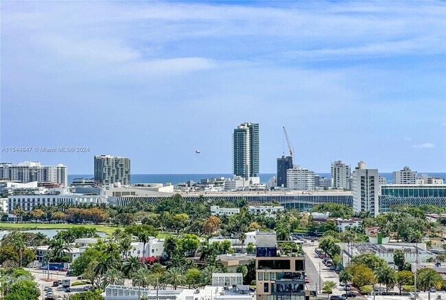 Foto del edificio - 1900 Sunset Harbour Dr