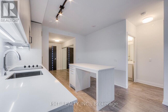 Photo du bâtiment - 286 Main St