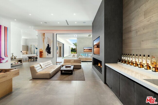 Foto del edificio - 52435 Ross Ave