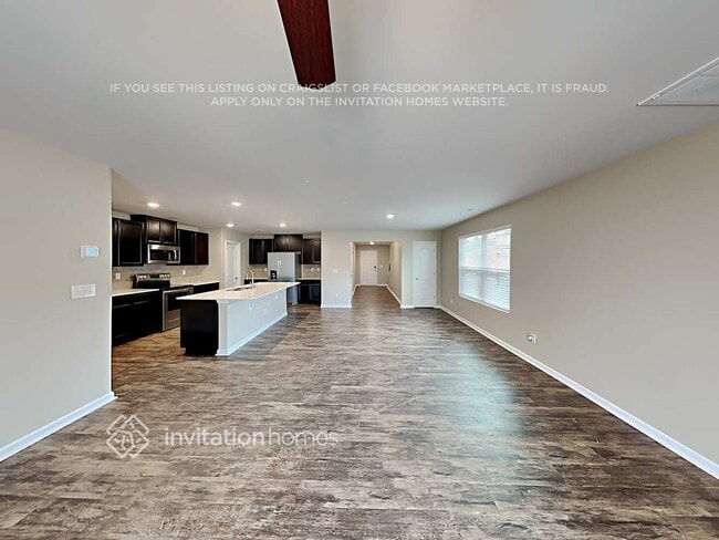 Foto del edificio - 115 Silver Oak Cir