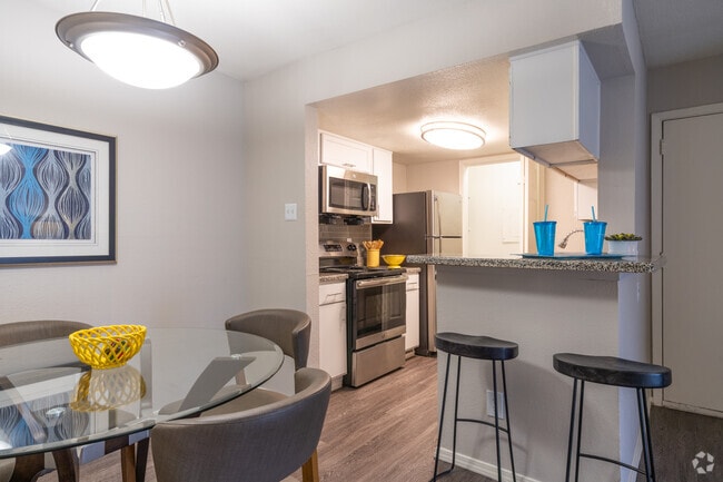 Interior Photo - Huntington Glen