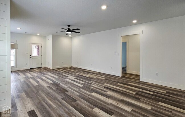 Foto del edificio - 4009 Stoke Dr