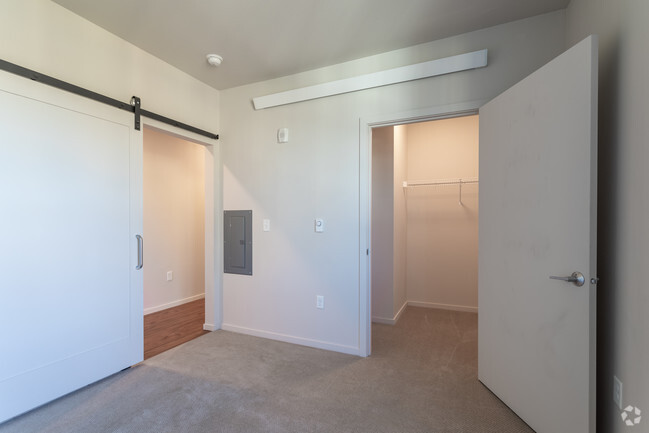 1BR, 1BA - 726 SF (Lombard) - Northwood