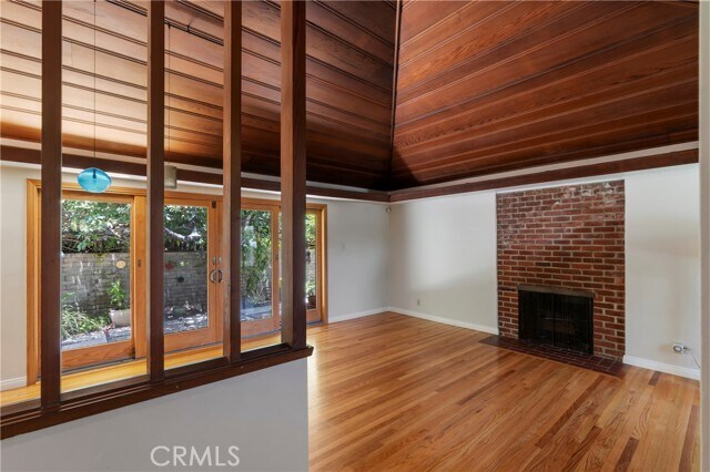 Building Photo - 229 Glenullen Dr