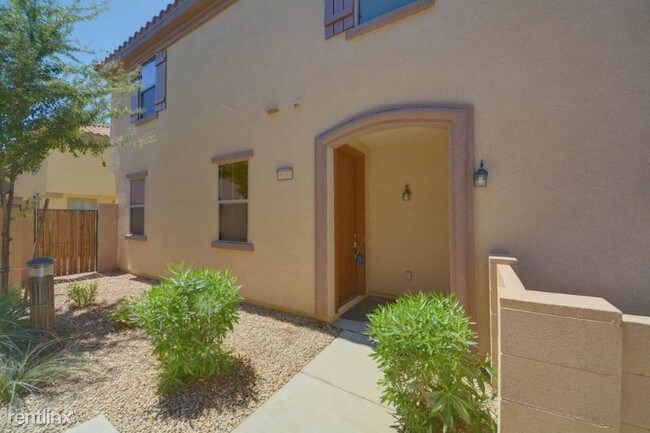 Building Photo - 8155 W Lynwood St