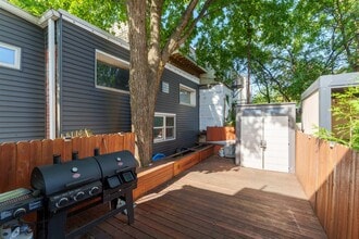 Building Photo - 360 Bramhall Ave