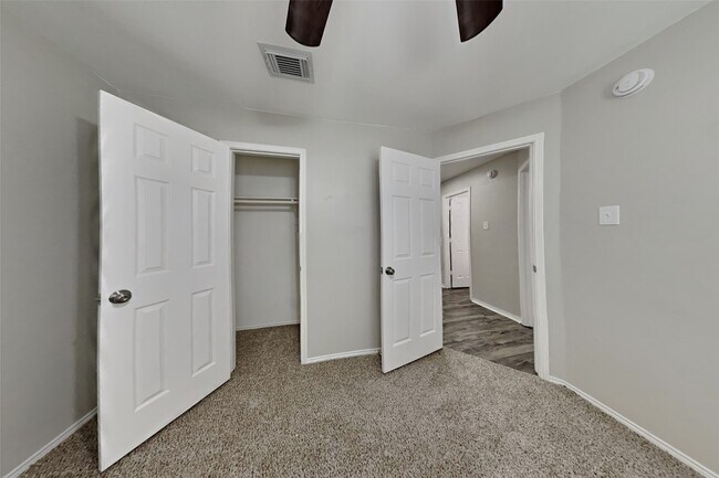 Foto del edificio - 15623 Ashbournne Springs Ln