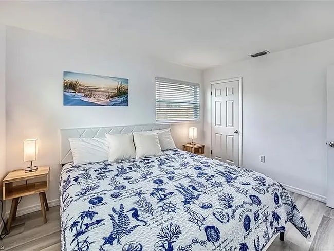 Foto del edificio - 1096 Rordon Ave