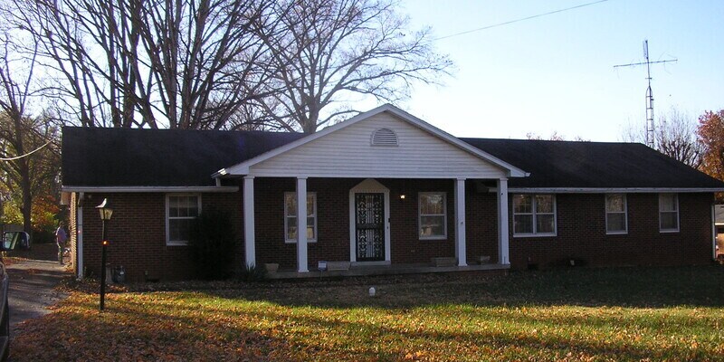 Primary Photo - 2437 Smallhouse Road