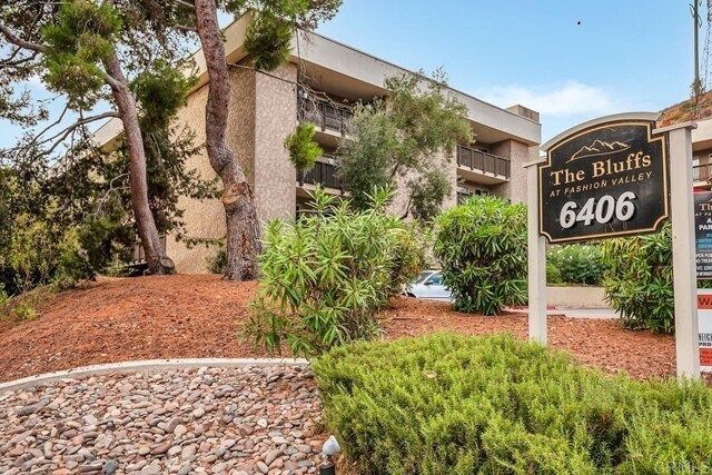 Foto del edificio - 6406 Friars Rd
