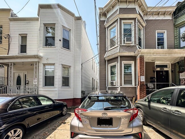 Foto del edificio - 255 Bowers St