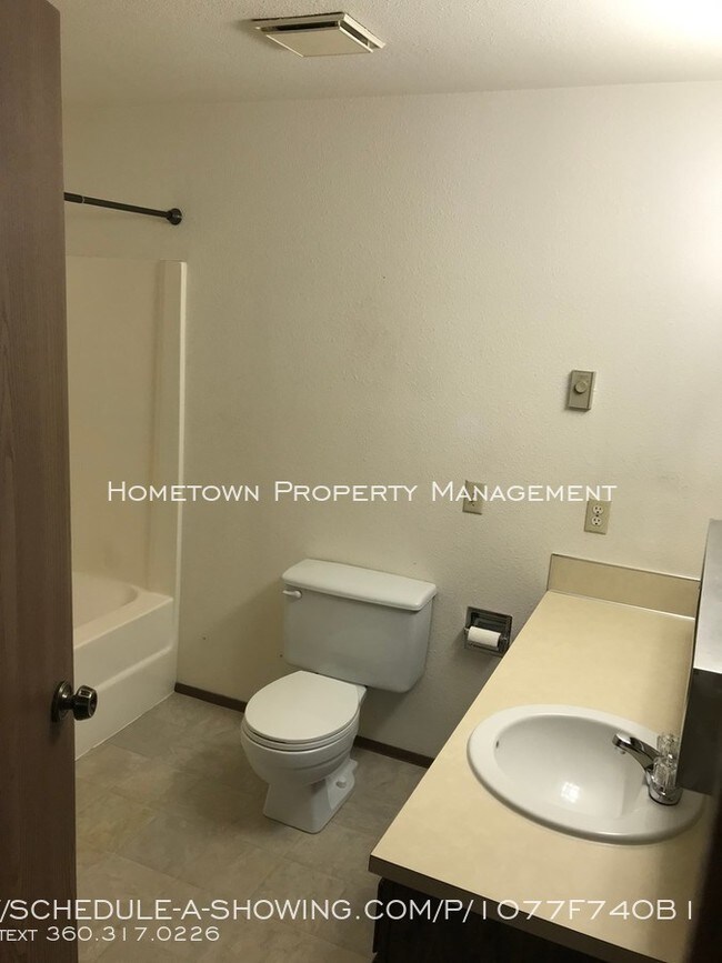 Foto del edificio - 9306 White Top Ave NE