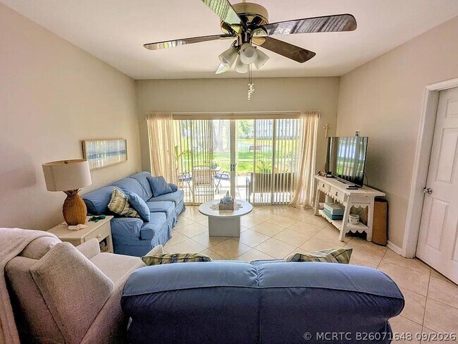 Foto del edificio - 134 Cypress Point Dr