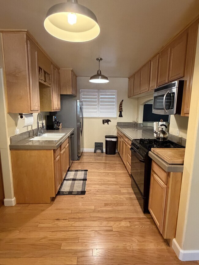 Foto del edificio - 838 Tahoe Keys Blvd
