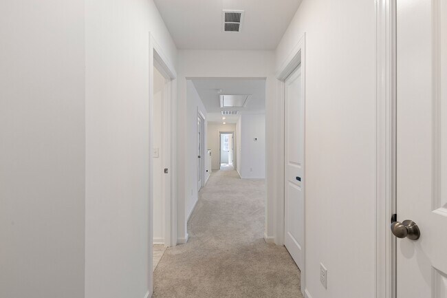 Foto del edificio - 1204 Hardin Hill Lane