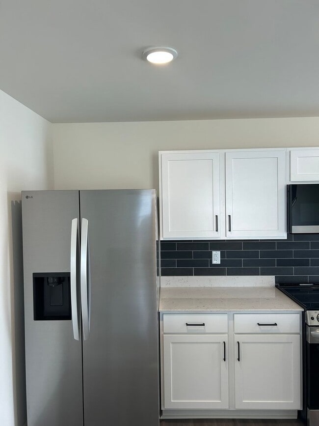 Foto del edificio - 2401 Brookville Dr