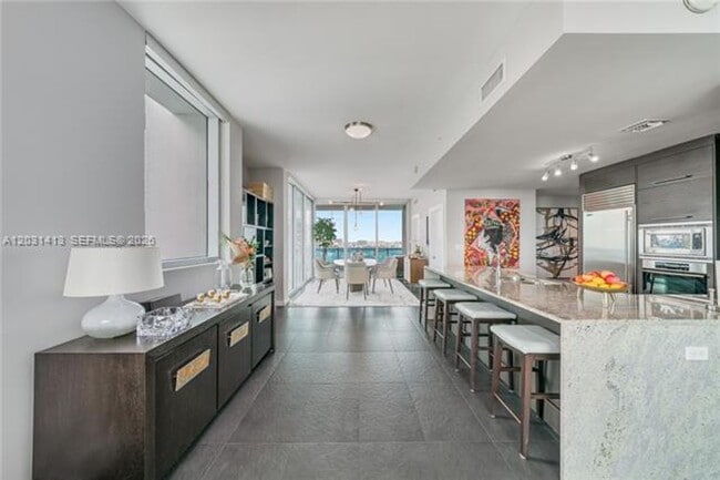 Photo - 900 Biscayne Blvd Apartment