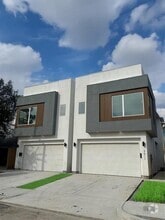 Building Photo - 3611 Dennis St