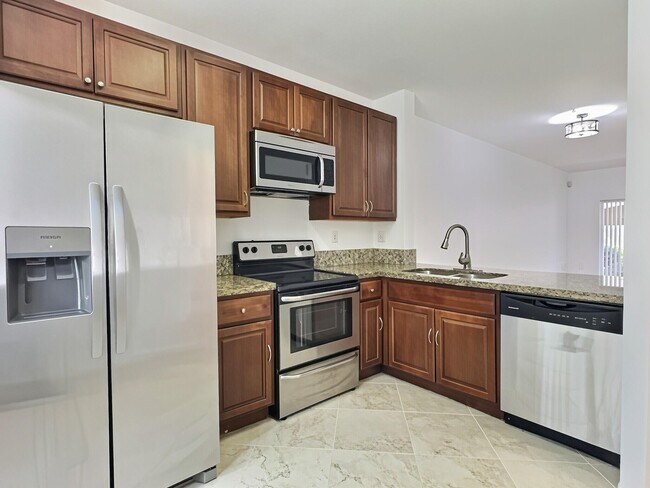 Foto del edificio - 8833 S Isles Cir