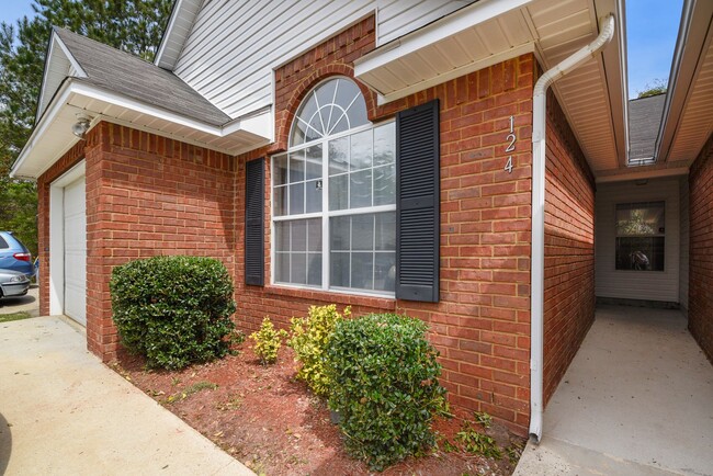 Foto del edificio - 3 bedroom 2 bath townhome in Towne Park