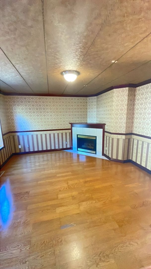 Foto del edificio - PRELEASING: 4 bdrm/1.5 bath house near WWU Park-N-Ride