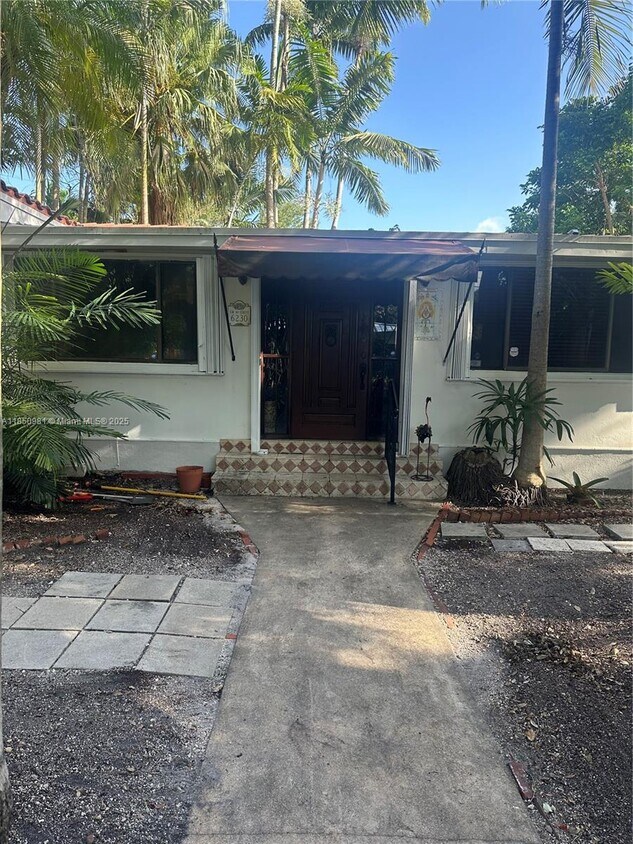 Foto principal - 6230 SW 49th St